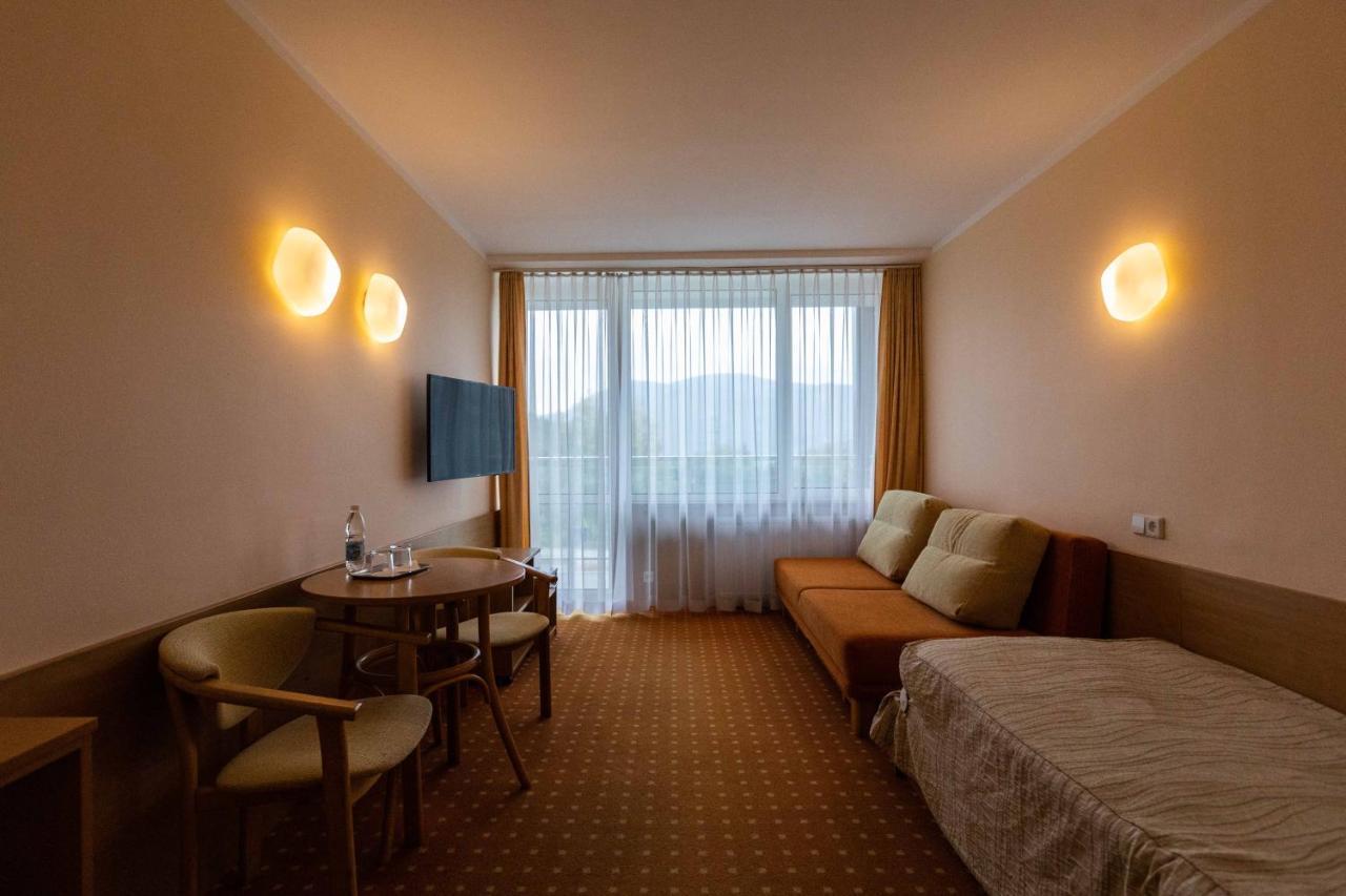 Hotel Perla Poludnia Rytro Kültér fotó