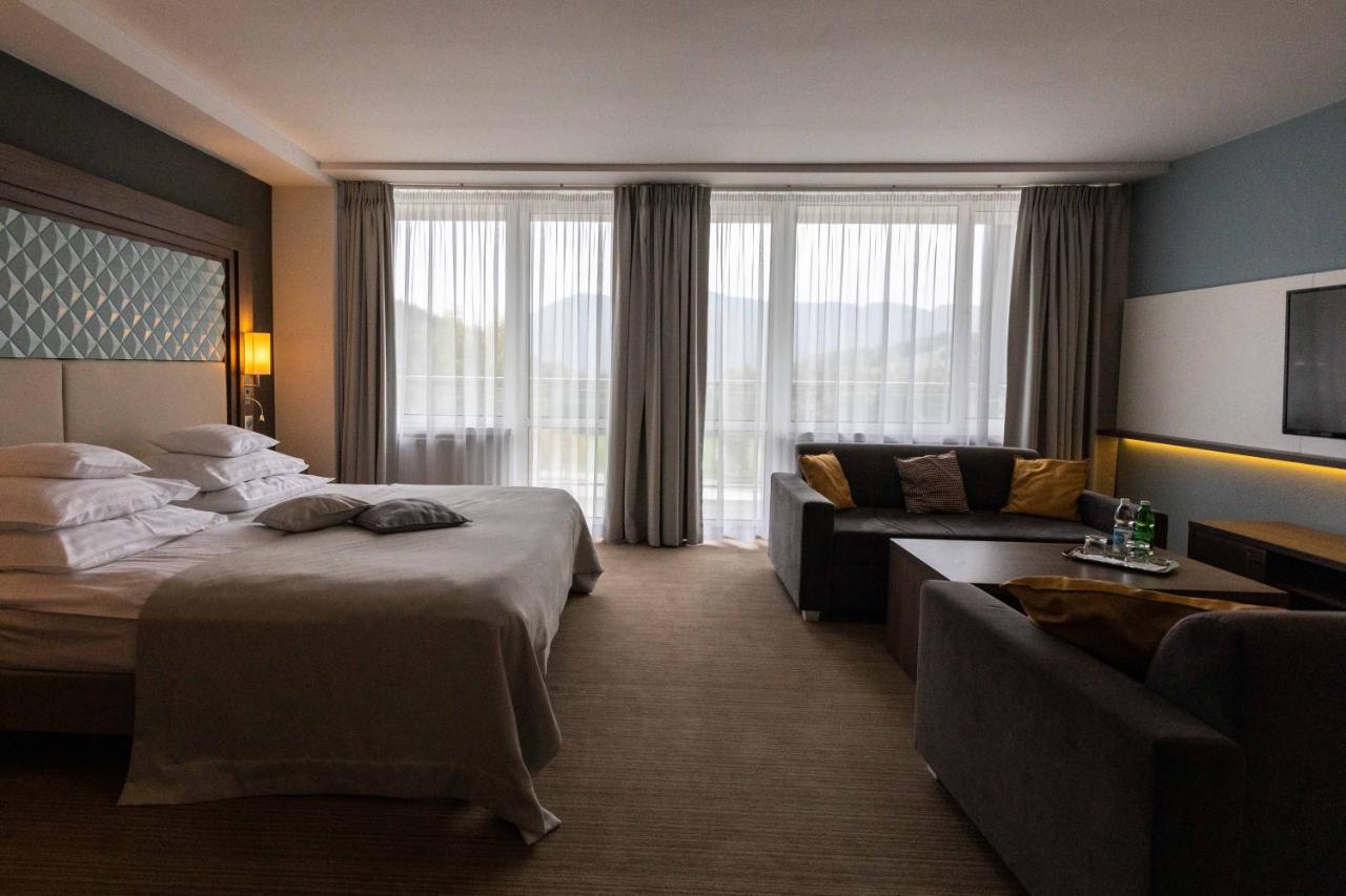 Hotel Perla Poludnia Rytro Kültér fotó